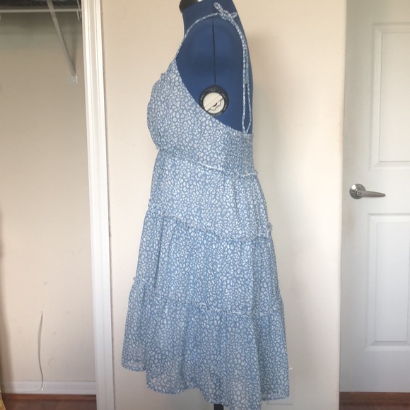 Blue and white print dress - Picture 2 of 7